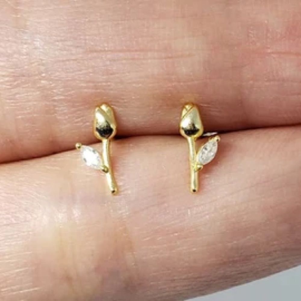 Gold Tulip Earrings N1934